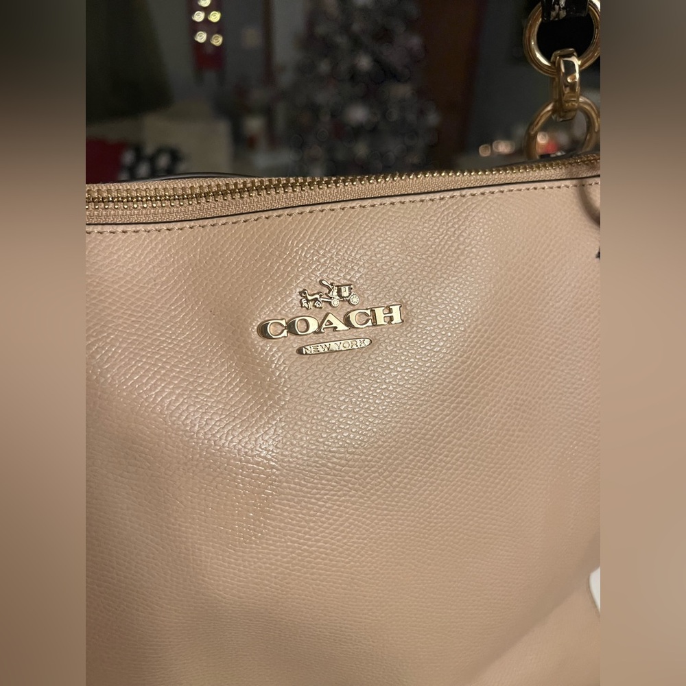 ✨ Coach Ava Tote in Exotic Embossed Leather - Picture 3 of 8
